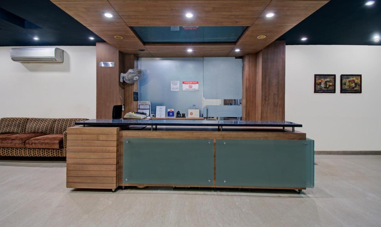 ホテル Treebo Maharaja Residency ジャイプール エクステリア 写真